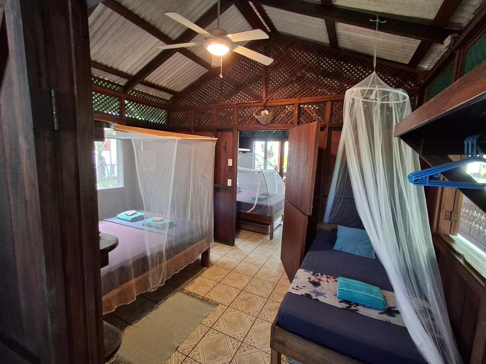 Casas Del Mar Villa Manzanillo  Rum bild
